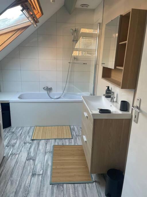 Maison A 2 Pas Du Centre Ville Péronne Esterno foto